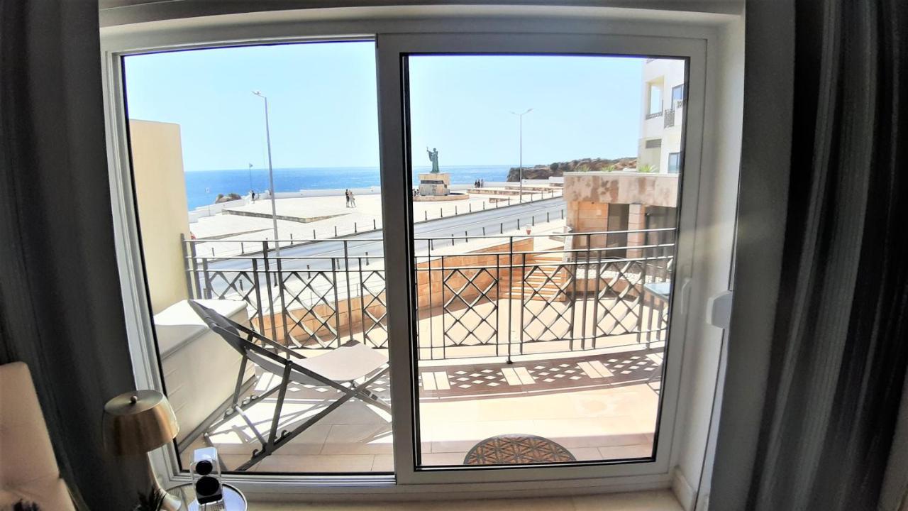 Potato Beach Apartment At Beach Front & Sea View Lagos Ngoại thất bức ảnh