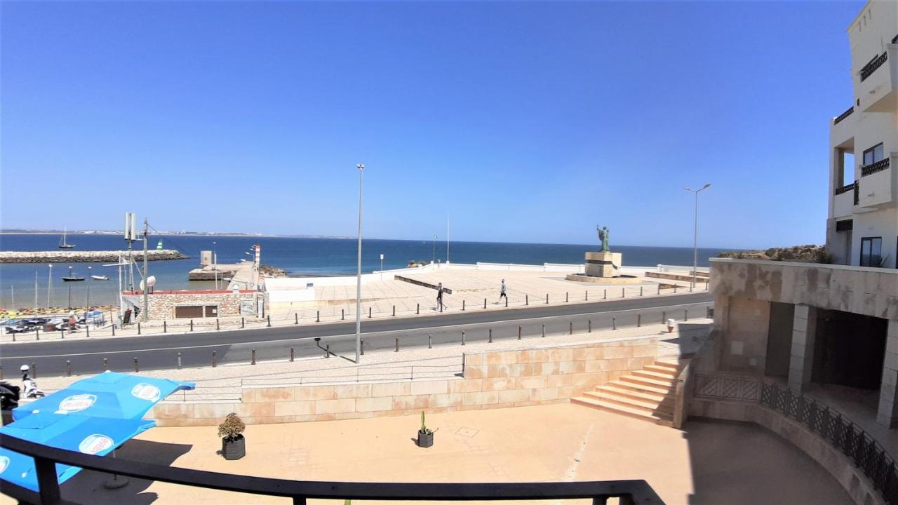 Potato Beach Apartment At Beach Front & Sea View Lagos Ngoại thất bức ảnh